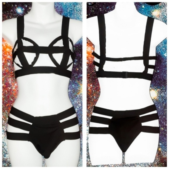 Black Hollow Out Strappy Body Harness Bralette Set - Picture 4 of 7